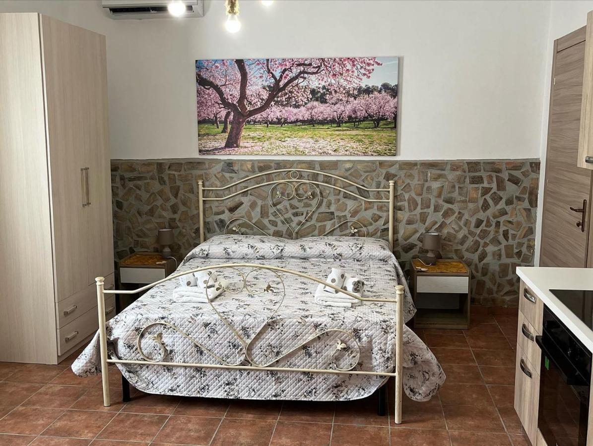 El Pavino Agriturismo Ristorante Pizzeria Alloggi Porticalazzo Eksteriør billede